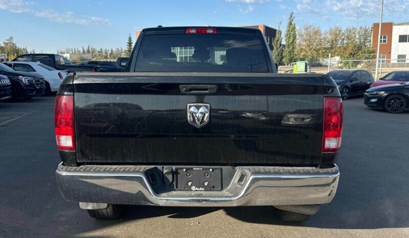 
								2019 Ram 1500 Classic ST Ext. Cab full									