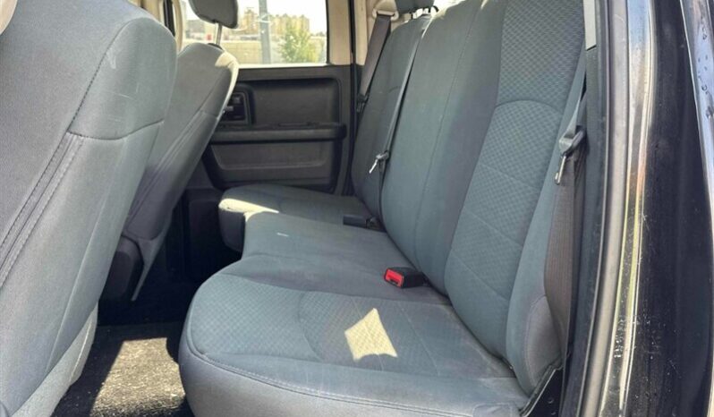 
								2017 Ram 1500 Express 5.7L Hemi Ext. Cab 4×4 full									