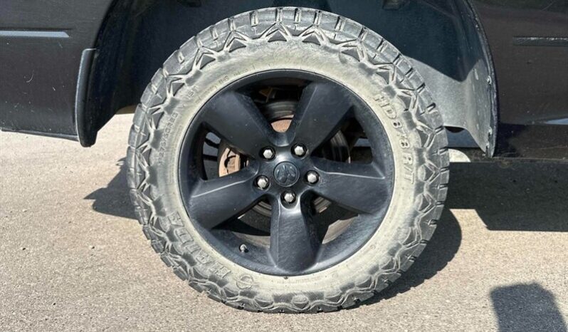 
								2017 Ram 1500 Express 5.7L Hemi Ext. Cab 4×4 full									