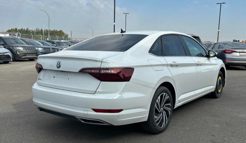 
								2021 Volkswagen Jetta Execline full									
