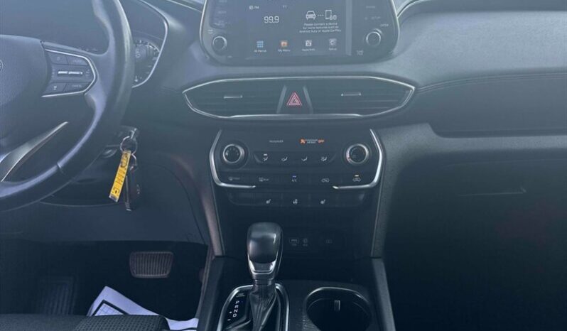 
								2020 Hyundai Santa Fe Essential 2.4L AWD full									