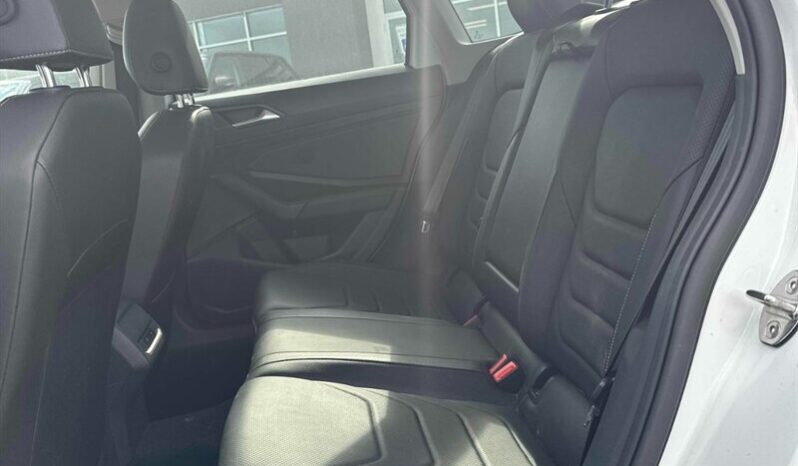 
								2021 Volkswagen Jetta Execline full									