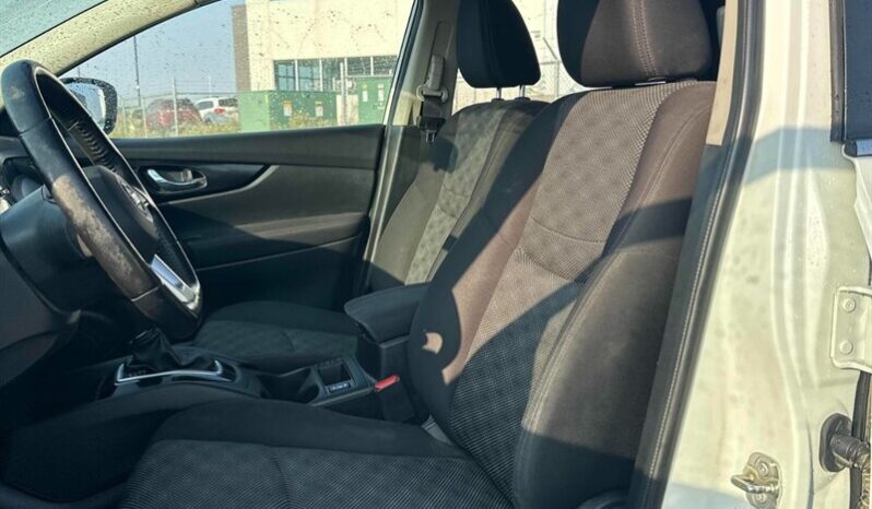 
								2018 Nissan Qashqai SV AWD full									