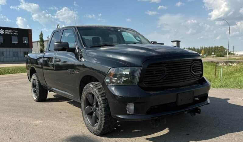 
								2017 Ram 1500 Express 5.7L Hemi Ext. Cab 4×4 full									