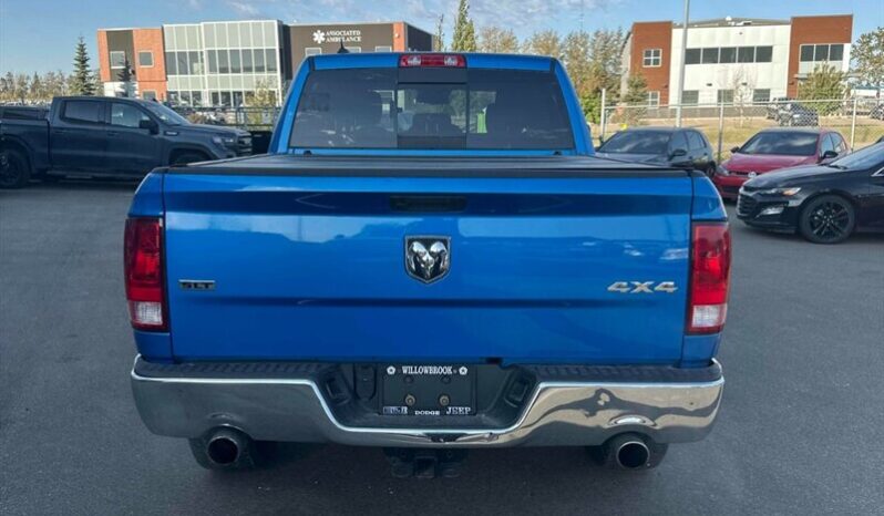 
								2020 Ram 1500 Classic SLT 5.7L Hemi Crew Cab 4×4 full									