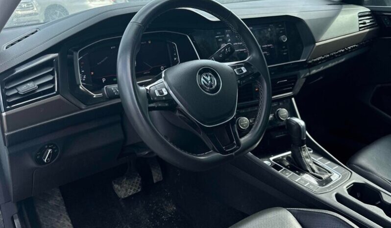 
								2021 Volkswagen Jetta Execline full									