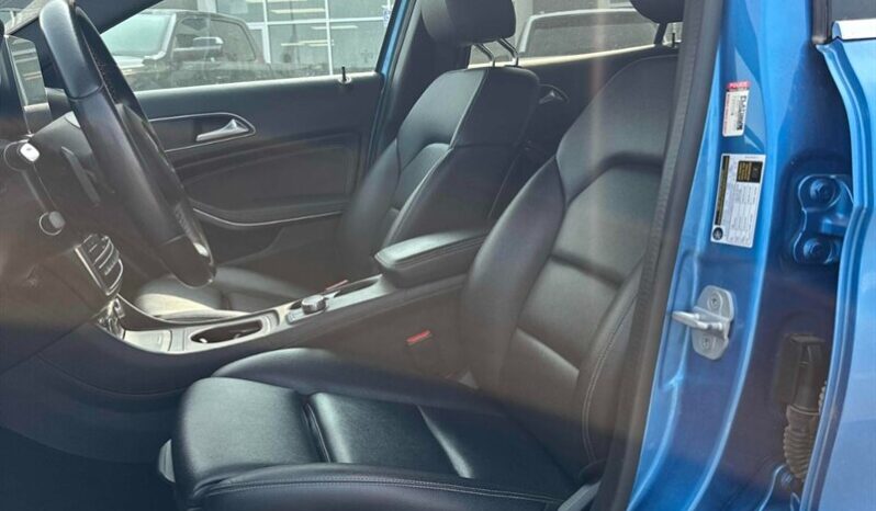 
								2017 Mercedes-Benz GLA 250 4MATIC AWD full									