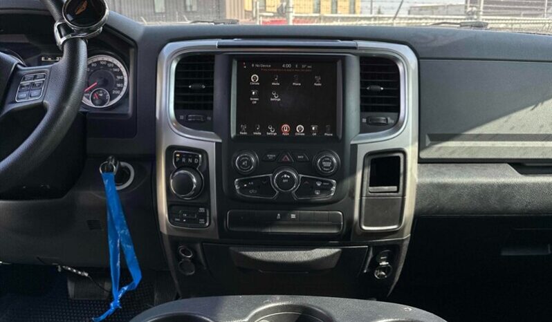 
								2016 Ram 1500 SLT 5.7L Hemi Crew Cab 4×4 full									