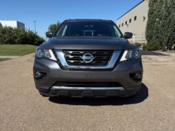 
										2019 Nissan Pathfinder SV 4×4 full									