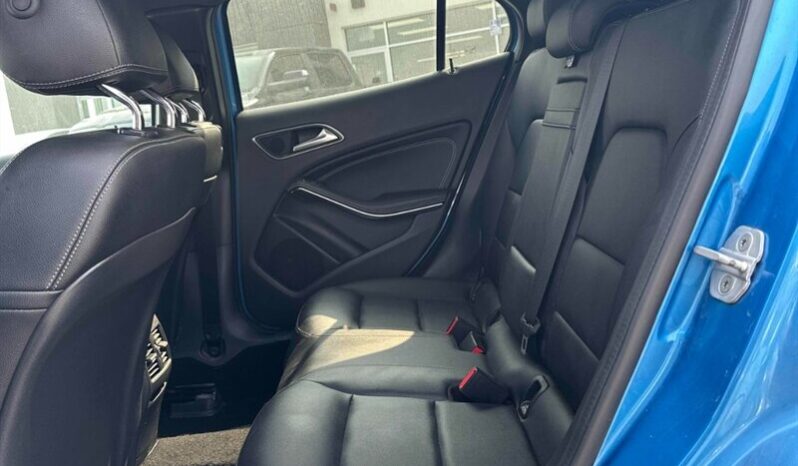 
								2017 Mercedes-Benz GLA 250 4MATIC AWD full									