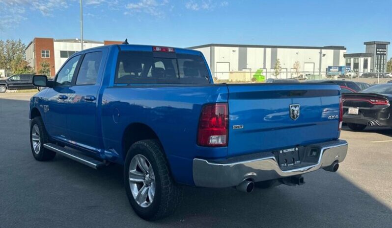 
								2020 Ram 1500 Classic SLT 5.7L Hemi Crew Cab 4×4 full									