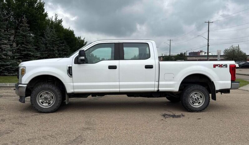 
								2019 Ford F-250 Super Duty XL FX4 6.2L Crew Cab 4×4 full									