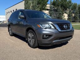 
										2019 Nissan Pathfinder SV 4×4 full									