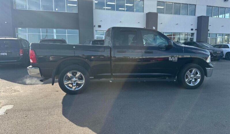 
								2019 Ram 1500 Classic ST Ext. Cab full									