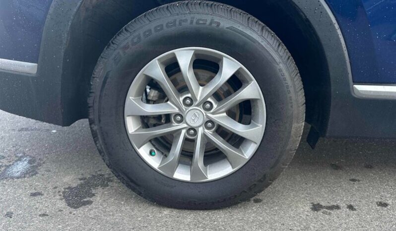 
								2020 Hyundai Santa Fe Essential 2.4L AWD full									
