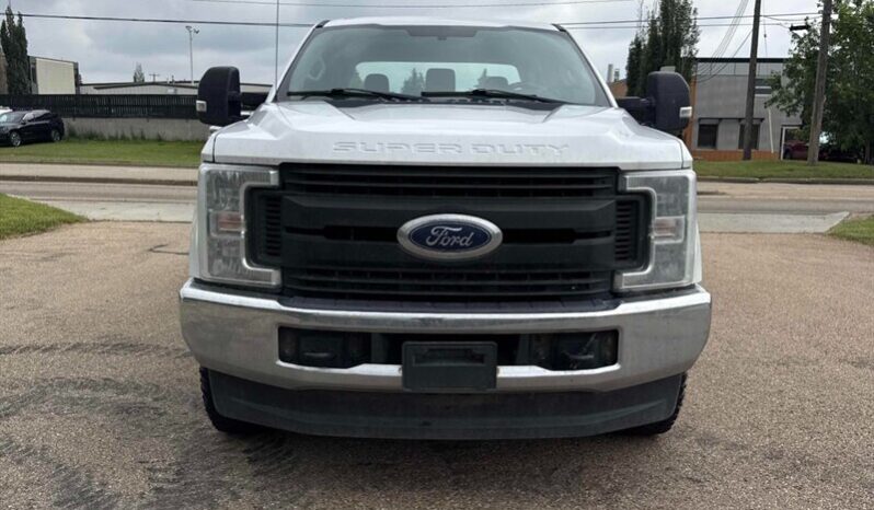 
								2019 Ford F-250 Super Duty XL FX4 6.2L Crew Cab 4×4 full									
