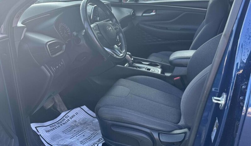 
								2020 Hyundai Santa Fe Essential 2.4L AWD full									