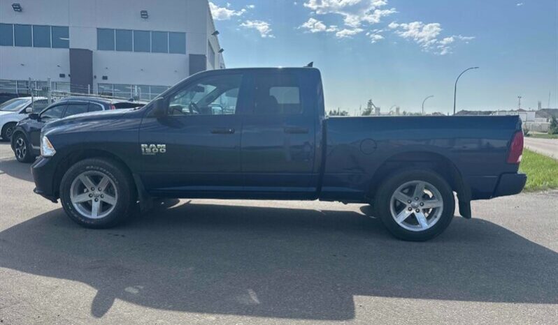
								2021 Ram 1500 Classic Express Ext. Cab 4×4 full									