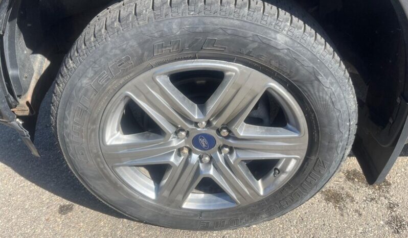 
								2019 Ford F-150 Lariat FX4 Crew Cab 4X4 3.5L Eco Boost full									