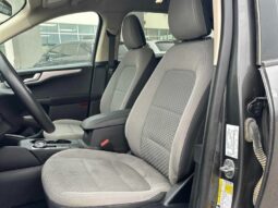 
										2020 Ford Escape SE AWD full									