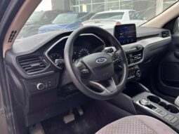 
										2020 Ford Escape SE AWD full									