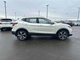 
										2020 Nissan Qashqai SL AWD full									