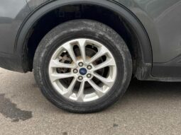
										2020 Ford Escape SE AWD full									