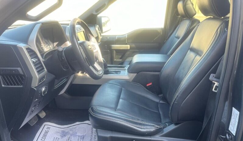 
								2019 Ford F-150 Lariat FX4 Crew Cab 4X4 3.5L Eco Boost full									