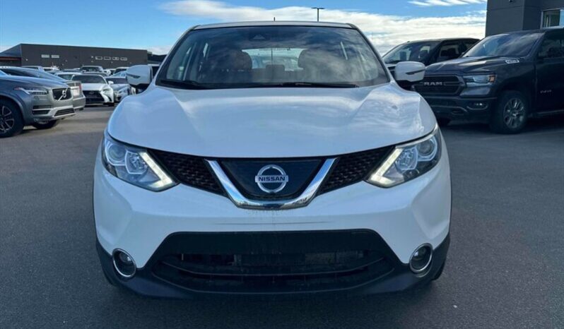 
								2019 Nissan Qashqai SV AWD full									