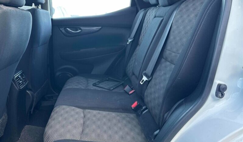 
								2019 Nissan Qashqai SV AWD full									