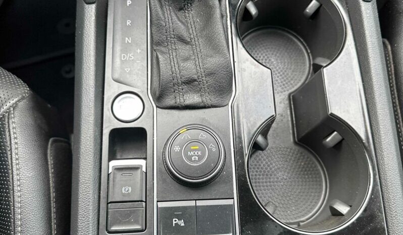 
								2019 Volkswagen Atlas SEL R-Line 4Motion AWD full									