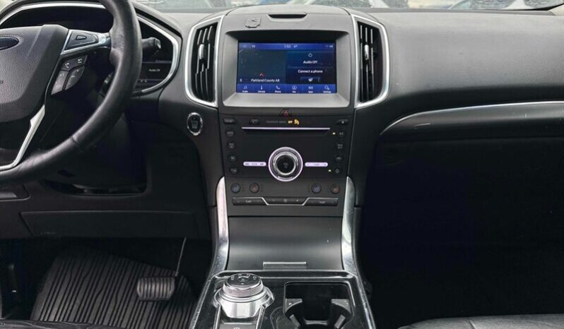 
								2019 Ford Edge Titanium AWD full									