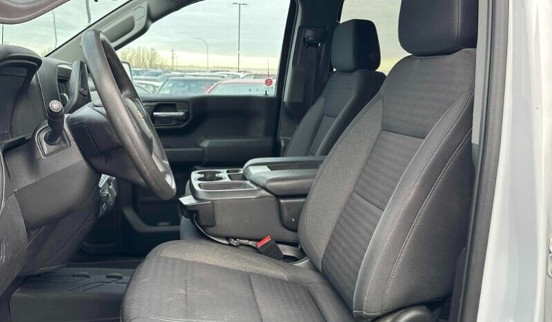 
								2023 Chevrolet Silverado 1500 Custom Crew Cab 4×4 full									