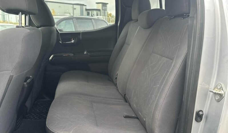 
								2016 Toyota Tacoma SR5 TRD Sport Crew Cab 4×4 full									