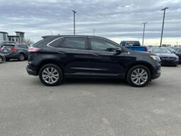 
										2019 Ford Edge Titanium AWD full									