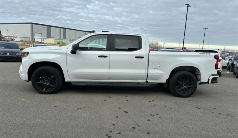 
								2023 Chevrolet Silverado 1500 Custom Crew Cab 4×4 full									