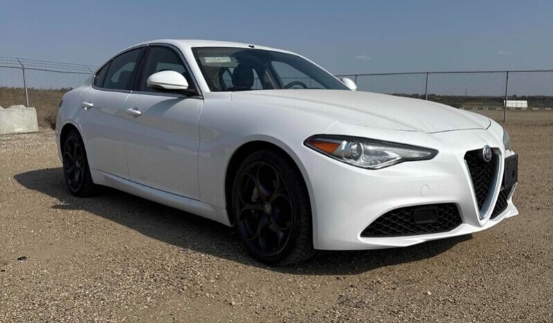 
								2017 Alfa Romeo Giulia Q4 AWD full									