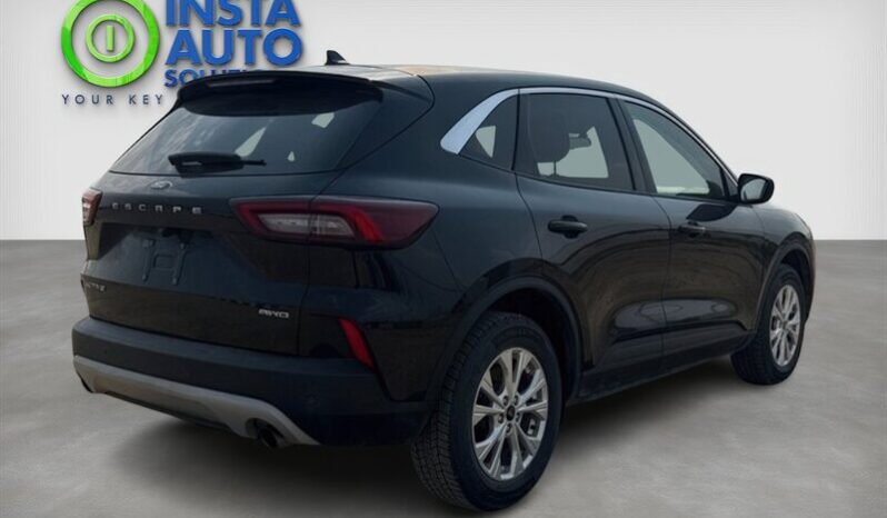 
								2023 Ford Escape Active AWD full									