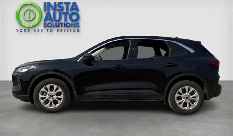 
								2023 Ford Escape Active AWD full									