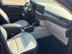 
										2023 Ford Escape Active AWD full									