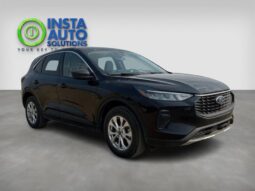 
										2023 Ford Escape Active AWD full									