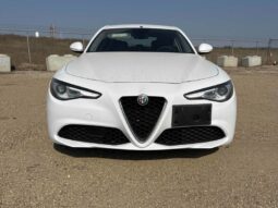 
										2017 Alfa Romeo Giulia Q4 AWD full									
