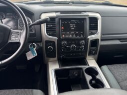 
										2015 Ram 2500 SLT 6.4L Hemi Crew Cab 4×4 full									
