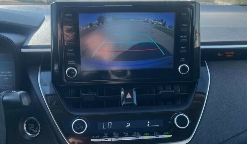 
								2022 Toyota Corolla LE full									