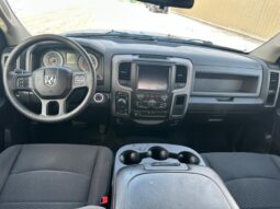 
										2019 RAM 1500 Classic Express Blackout Crew Cab 4×4 full									