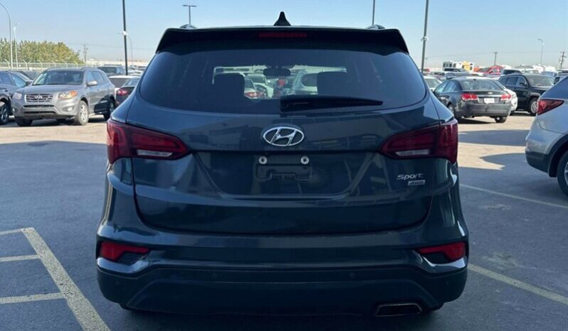 
								2018 Hyundai Santa Fe Sport Premium AWD full									