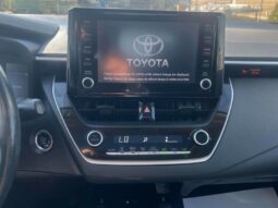 
										2022 Toyota Corolla LE full									