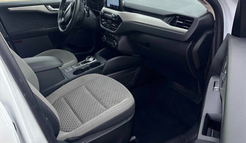 
								2020 Ford Escape SE AWD full									