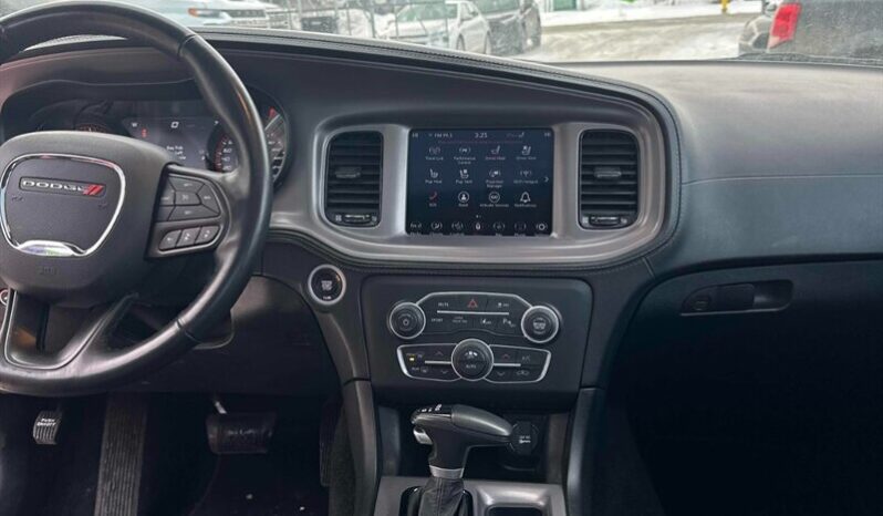 
								2023 Dodge Charger SXT AWD full									