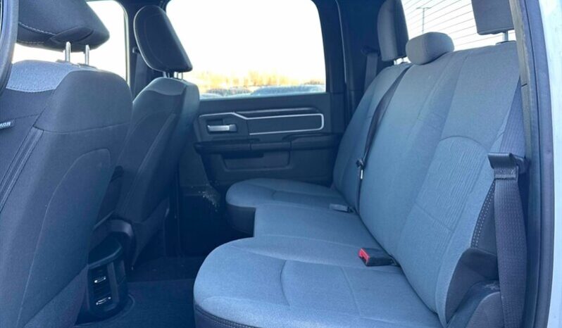 
								2022 Ram 3500 Big Horn 6.7L Cummins Turbo Diesel Crew Cab 4×4 full									